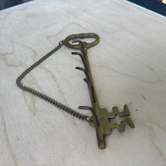 Brass Skeleton Key Wall Hook - Picture 5 of 9